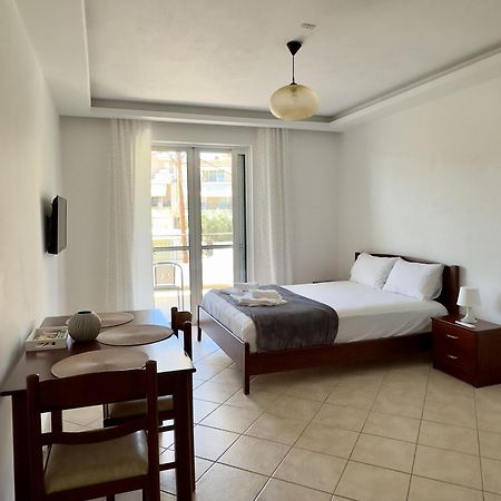 Azzurro Hotel Paleros Kültér fotó