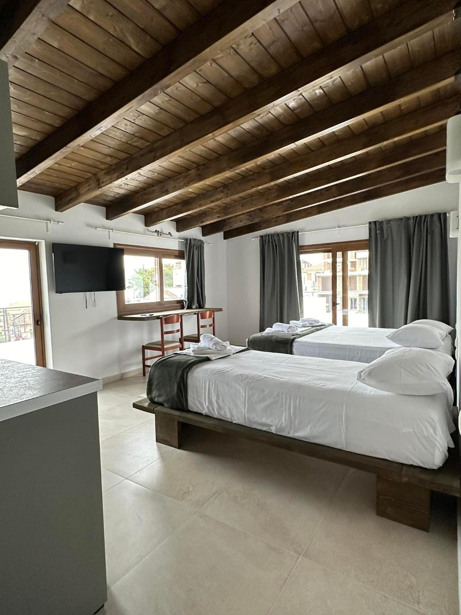Azzurro Hotel Paleros Kültér fotó